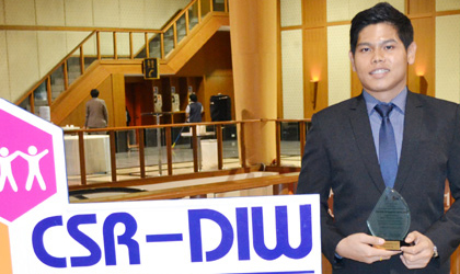 เข้าร่วมพิธีมอบรางวัล CSR-DIW for Beginner Award 2556